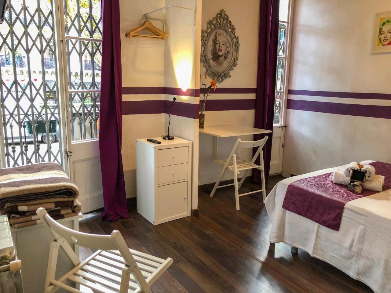 La Isla Hostal Barcelona Eksteriør billede