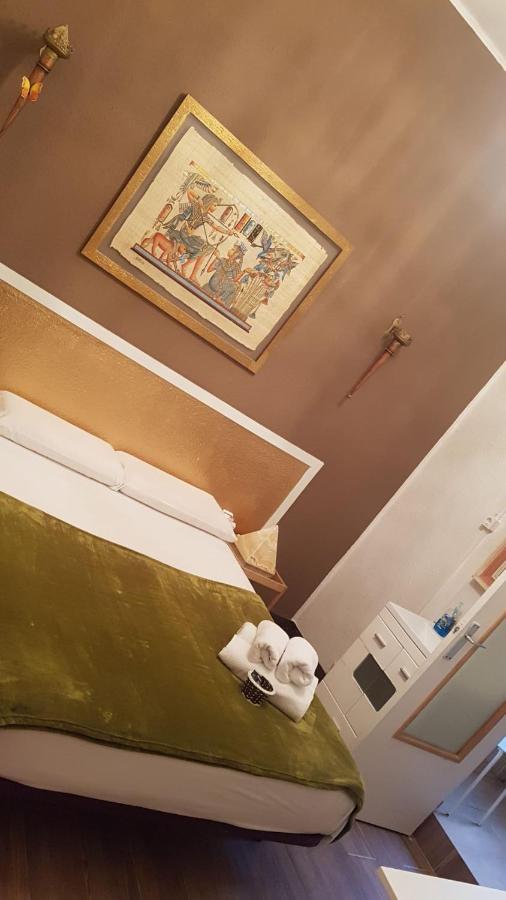 La Isla Hostal Barcelona Eksteriør billede